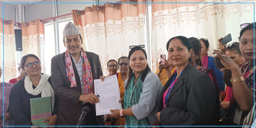 ईसीडी शिक्षकले बुझाए प्रदेश मन्त्रीलाई ६ बुँदे ज्ञापनपत्र
